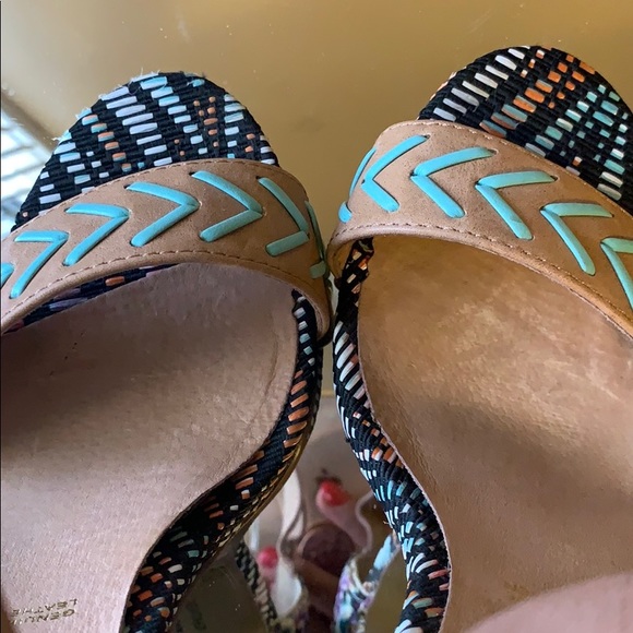 Chinese laundry 7.5 heels - Picture 5 of 5